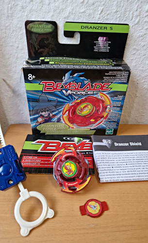 Hasbro beyblade force - hasbro,