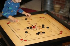Großes Carrom Brettspiel