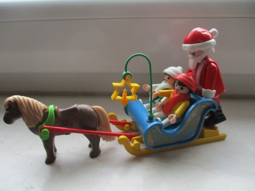 Playmobil-Weihnachten-Pony-Sch