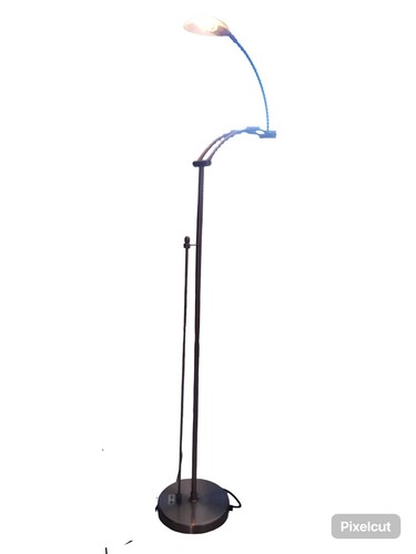 Stehlampe dimmbar silber