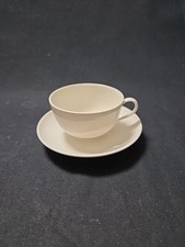 KPM "Urbino weiß" Mokkatasse & Untertasse alte Produktion (altweiß)