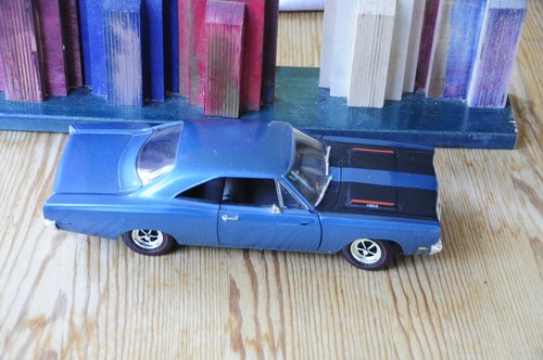 Plymouth road runner von - road,