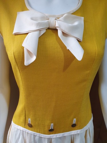 Exquisites tailliertes vintage - exquisites,