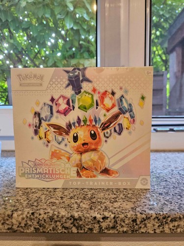 Pokemon top trainer box - top,