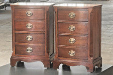 1 Paar Mahagoni Kommoden -