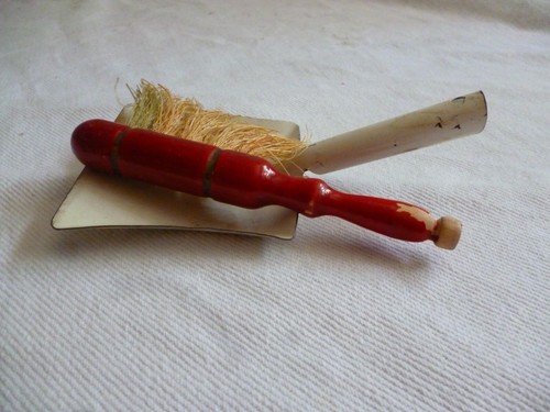 Puppenstube altes kehrblech - puppenstube,