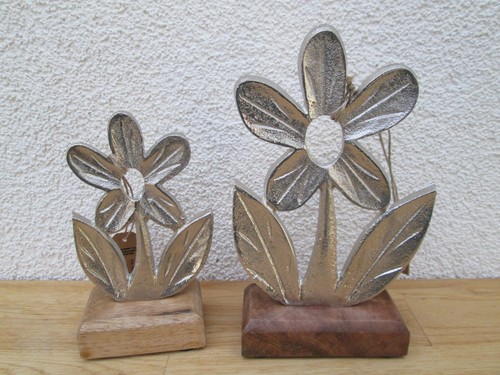Aufsteller blume auf mangoholz - blume,
