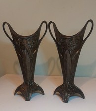 2 Jugendstilvasen bronziert