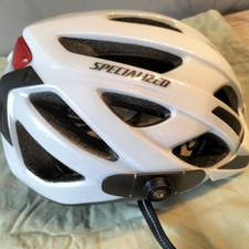 Specialized Fahrradhelm mit