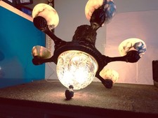 Antiker Deckenleuchter – Messing, Murano-Kristall, Marmor-Kerzenhalter, massiver