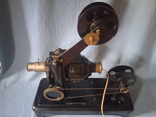 Antiker filmprojektor mit - antiker,