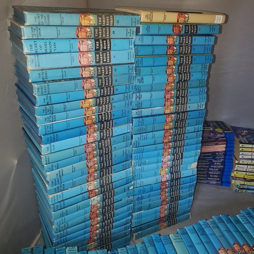 Vtg hardy boys matte blue - matte, hc