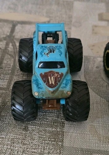 Hot wheels monster truck - hot,