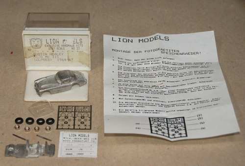 Lion models austin - lion,