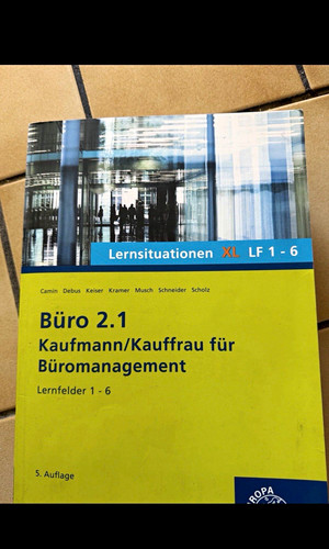 Büro kaufmann kauffrau für - kaufmann/,