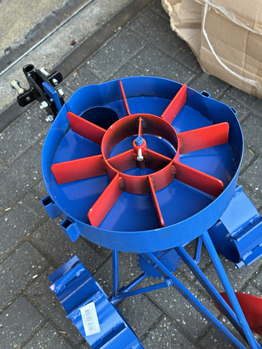 Kartoffellegemaschine - , /