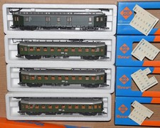 Roco Hecht-Wagen-Set, 3x 4289A 2. Klasse, 1x 4293 Paketpostwagen