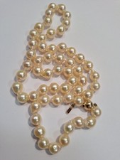 alte  Perlenkette mit