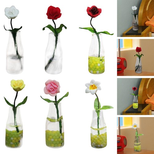 Miniatur blume mit - mit, glasvase