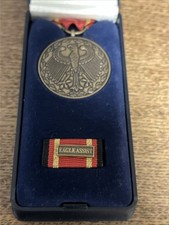 Orden  Einsatzmedaille der Bundeswehr EAGLE ASSIST mit Bandspange + Etui BW334