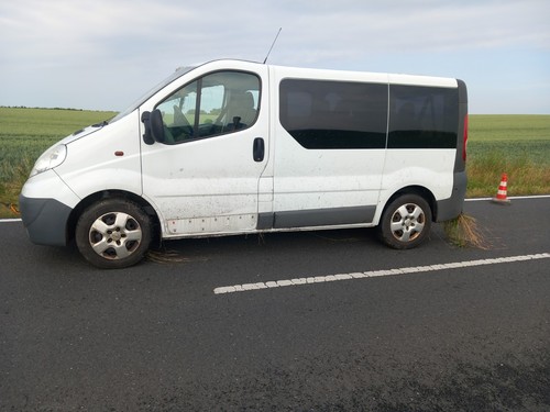 Opel vivaro unfallfahrzeug - opel,