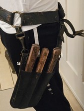 Alter Leibriemen, Gürtel,  Metzger, Ochsenköpfe  , Messer