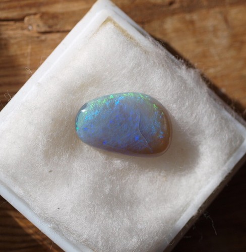 Attraktiver edelopal opal - attraktiver,