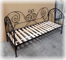 Hübsches handgeschmiedetes