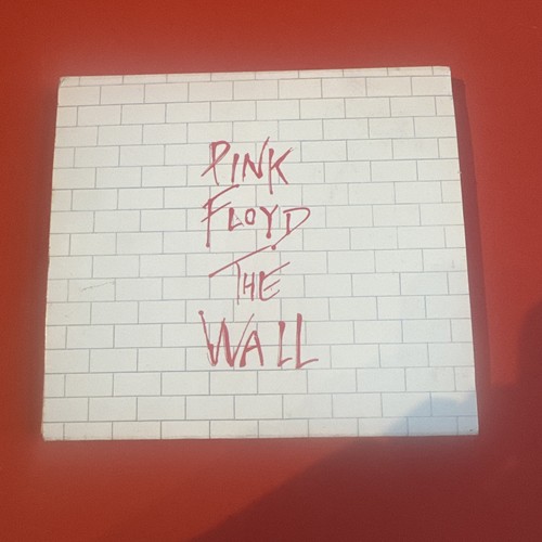 Pink floyd the wall - pink,
