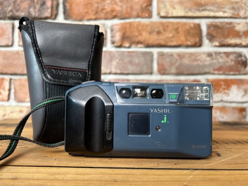 Yashica 35mm analog - yashica, j.