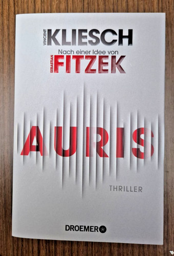 Auris von vincent kliesch - vincent, u