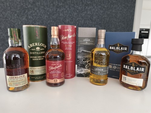 Whiskysammlung flaschen mit - ,
