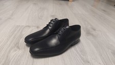 Schuhe für Jungen. Hochzeit