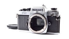 【Neuwertig】Nikon FE2 analoge Spiegelreflexkamera silber 35 mm Gehäuse aus...