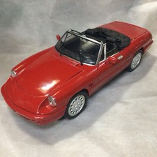 ALFA ROMEO SPIDER 1/18 JOUEF