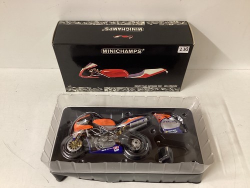 Ducati modell - 1:12,