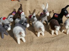 Filz Puppe Esel Schaf Handarbeit Merino Schafwolle Kirgisien NationaleKunstpuppe