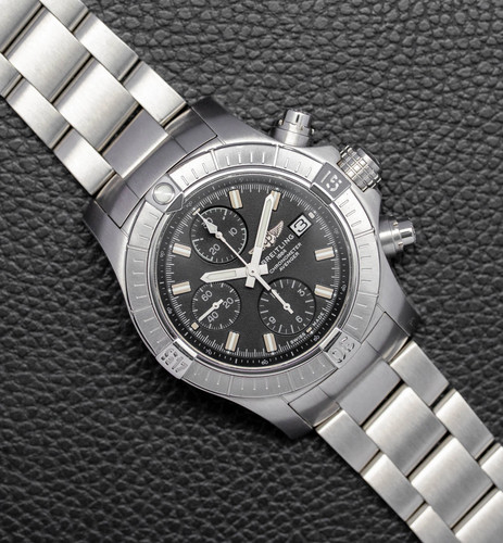 Breitling avenger chronograph - breitling,
