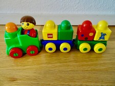 Duplo Lego PRIMO Lok Eisenbahn Schiebebahn, mit Lokführer usw
