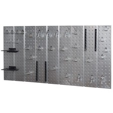 Werkzeuglochwand aus Metall