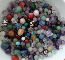 Schmuckperlen, verschiedene, ca. 1550 g