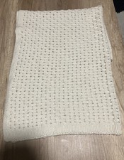 Handgestrickte Babydecke im