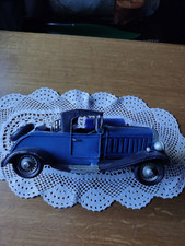 blechauto- blau-standmodell