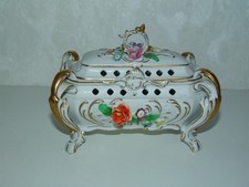 Porzellandose mit deckel