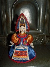 Vintage Puppe russische Volkskostüm-Porzellanpuppe Souvenir-Puppe ca.18 cm