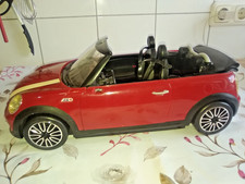 Ken + Barbie Auto Mini Cooper