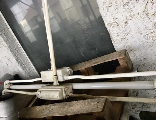 Antike alte industrieleuchte - antike,