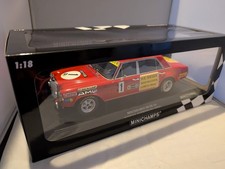 1:18 Mercedes Benz AMG 300 SEL