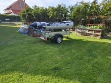 schlauchboot mit motor 15 ps + Pkw -Anhänger mit Traileraufsatz 