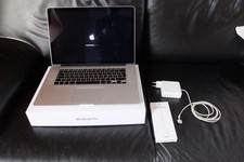 Apple MacBook Pro, 15", Mitte